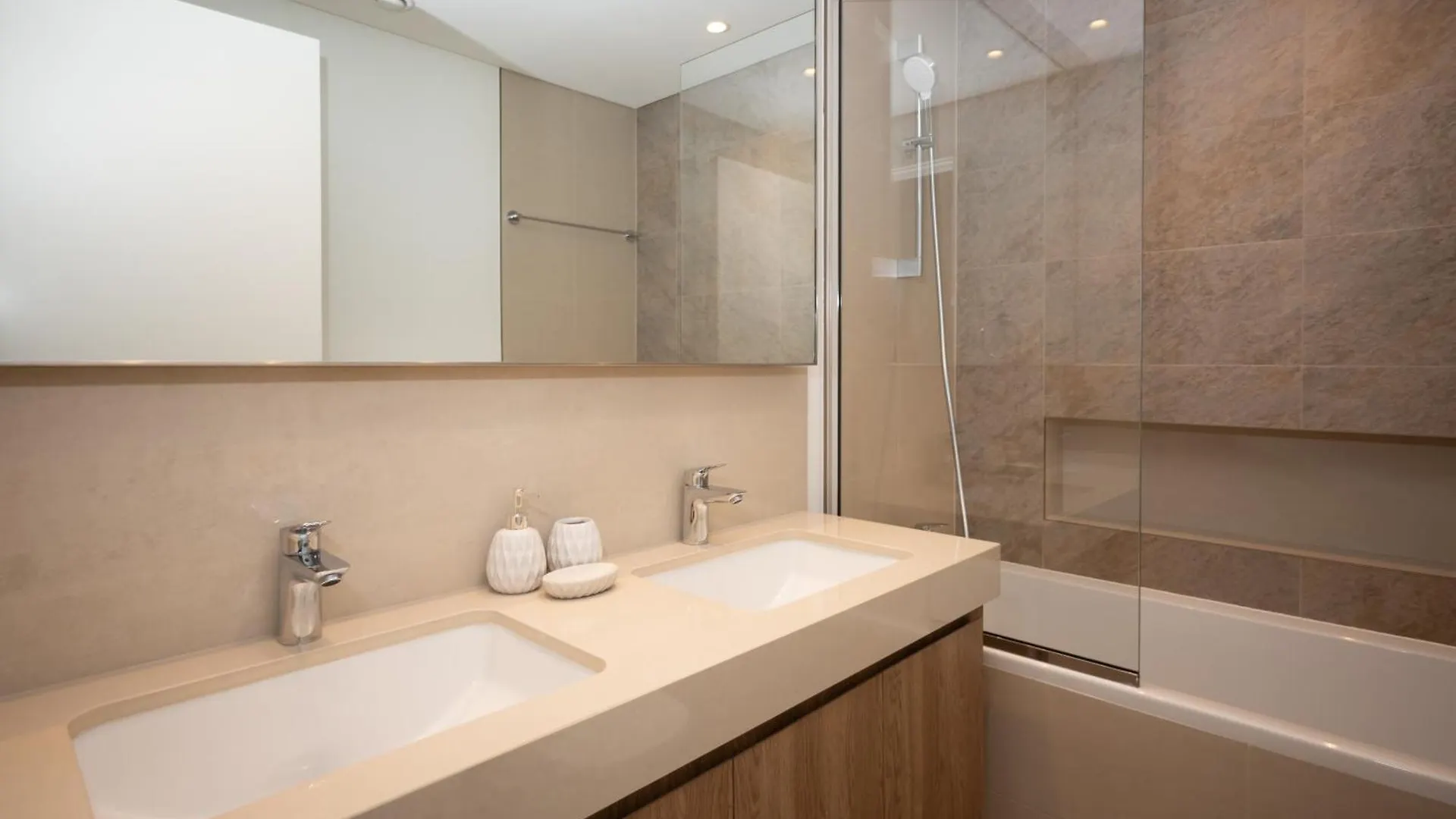 Apartment In Downtown Dubai